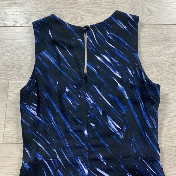 MILLY Blue Brushstroke Print V-Neck Sheath Work Career Office Midi Dress - Picture 7 of 15